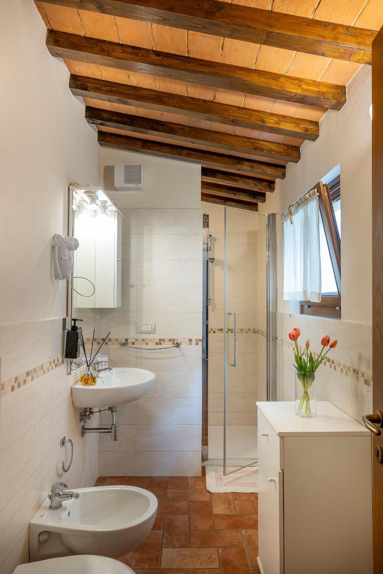 Miva Di Piu Casa Vacanza Arezzo Luaran gambar