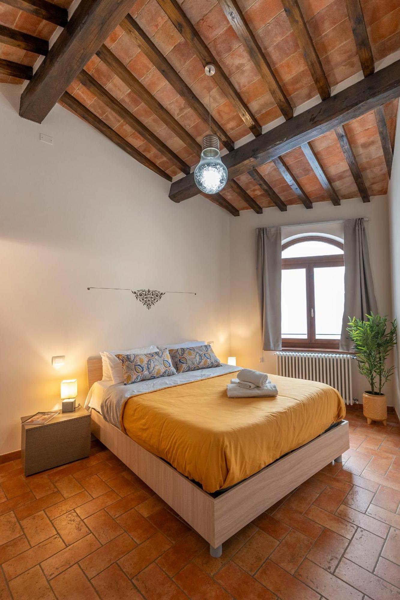 Miva Di Piu Casa Vacanza Arezzo Luaran gambar